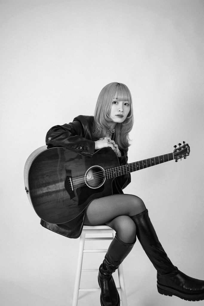 STUDIO LIA｜スタジオ リア　アーティスト写真（夕日桃 / Momo Yu-hi）